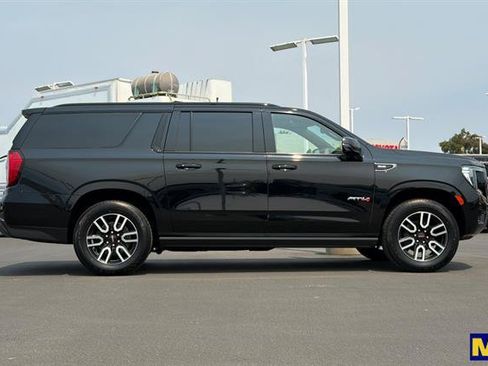 Certified 2024 GMC Yukon XL AT4 w/ AT4 Premium Plus Package AWD/4WD image 3