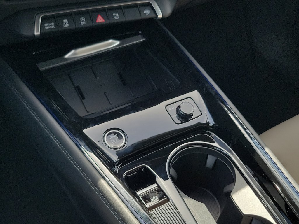 New 2026 Audi Q3 quattro 2.0T AWD/4WD image 14