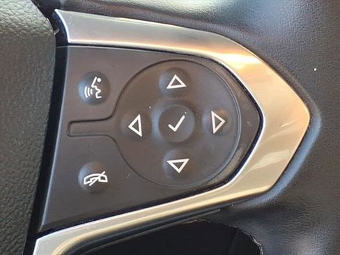 Certified 2023 Chevrolet Traverse LT image 15