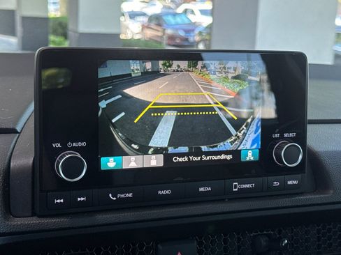 Used 2023 Honda CR-V EX image 27