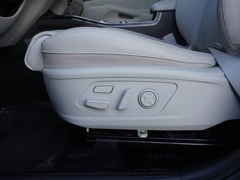 Used 2023 Kia Sorento SX Prestige image 37