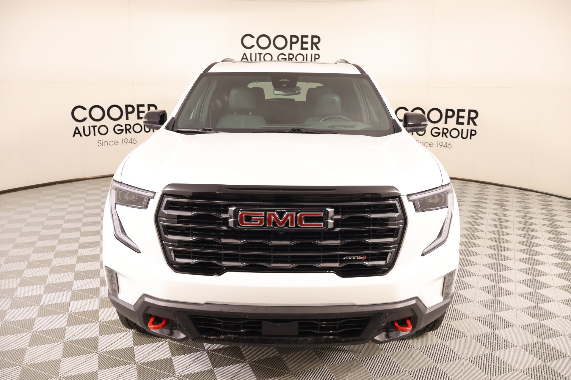 Used 2025 GMC Acadia AT4 AWD/4WD image 8