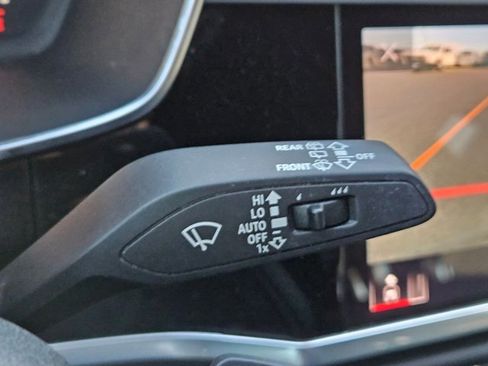 Used 2022 Audi Q3 2.0T Premium Plus w/ Premium Plus Package image 24