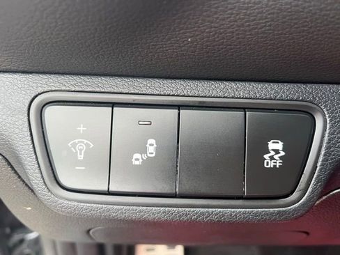 Used 2022 Kia Forte GT-Line w/ GT-Line Premium Package image 14