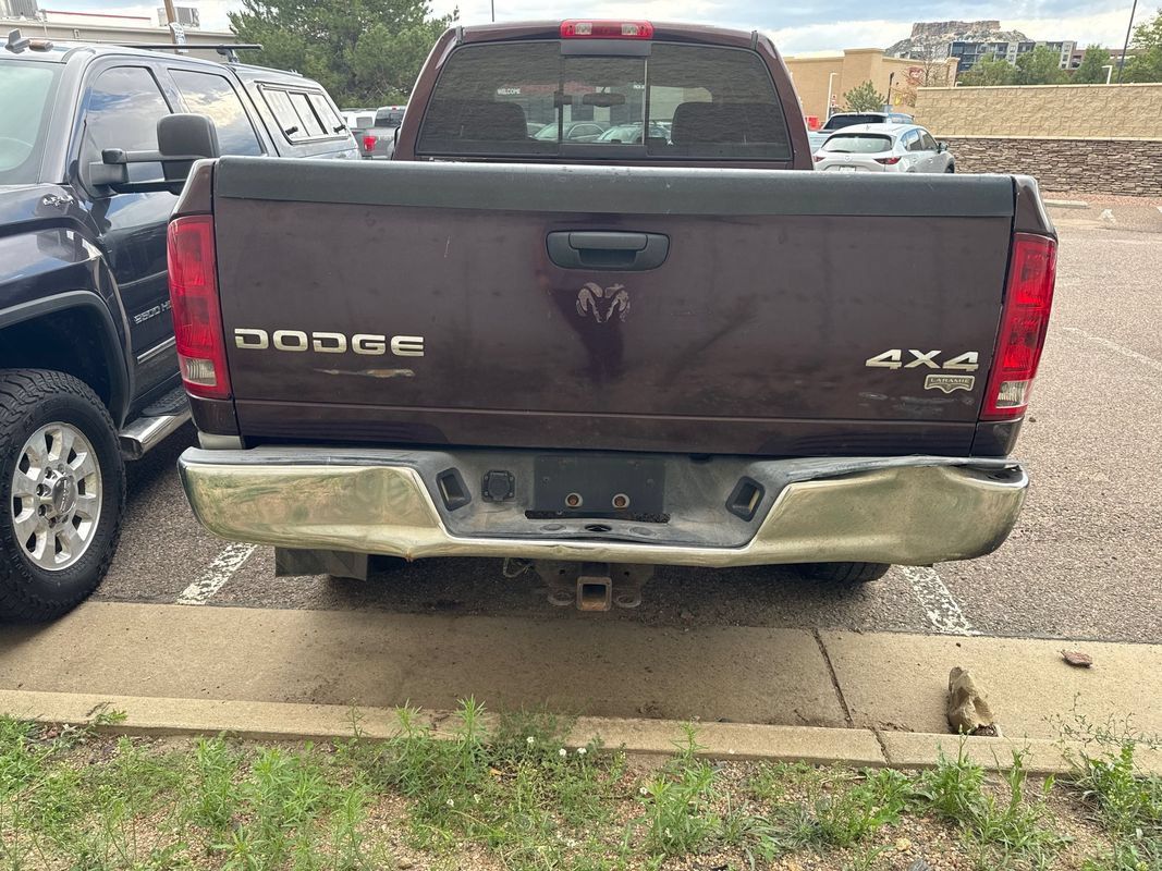 Used 2004 Dodge Ram 3500 Truck SLT w/ Trailer Tow Group AWD/4WD image 4