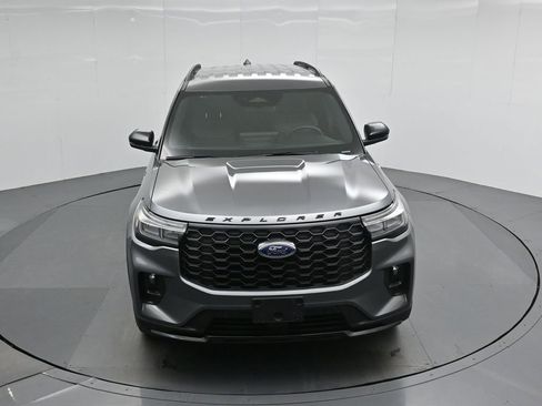 Used 2025 Ford Explorer ST-Line image 40