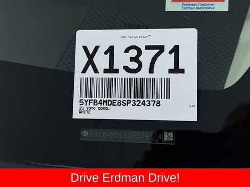 Certified 2025 Toyota Corolla LE FWD image 30
