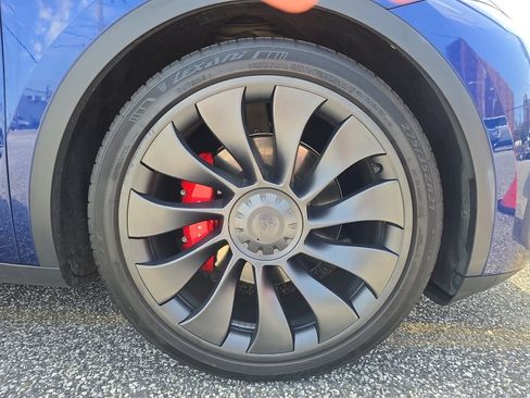 Used 2023 Tesla Model Y Performance AWD/4WD image 7