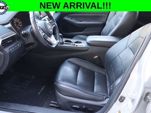 Used 2019 Nissan Altima 2.5 SL FWD image 16