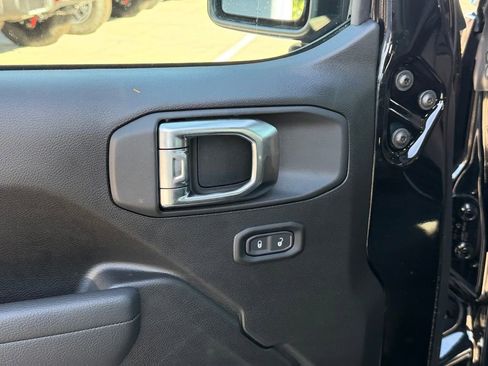 New 2026 Jeep Gladiator Sport AWD/4WD image 13