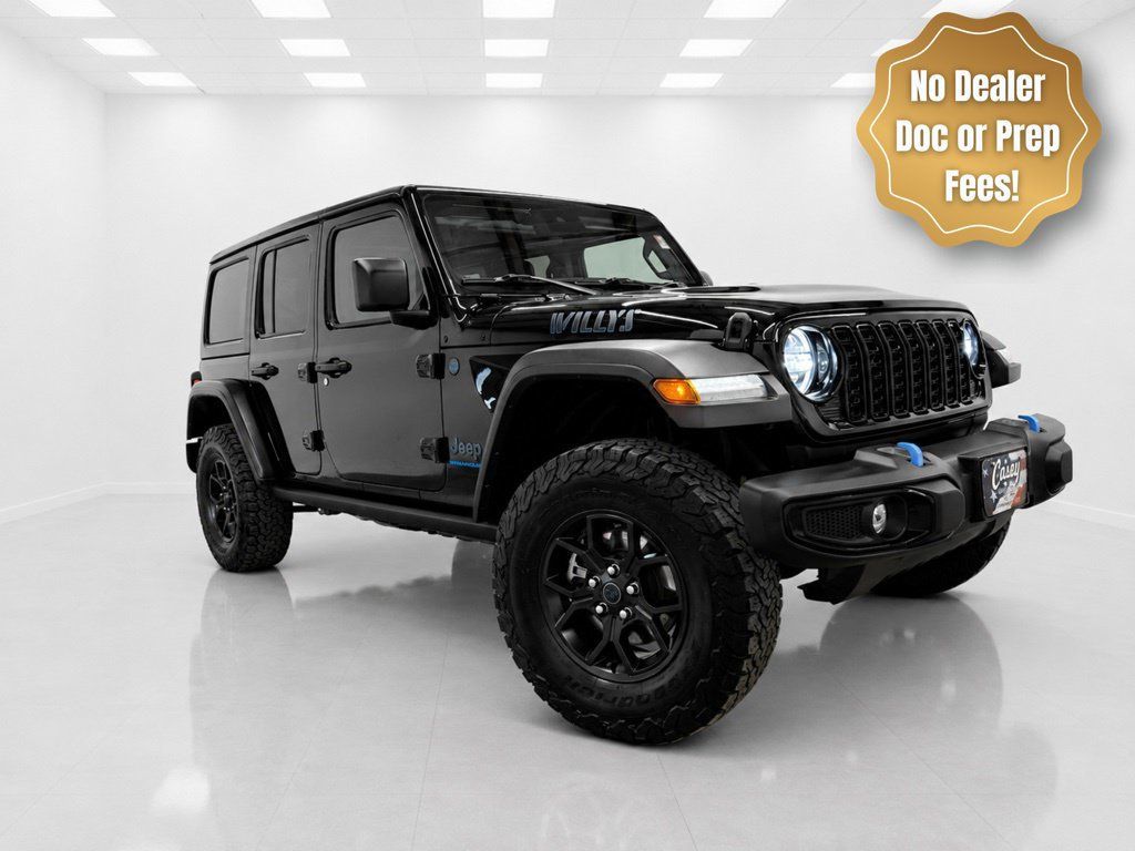 Used 2024 Jeep Wrangler Unlimited AWD/4WD image 2