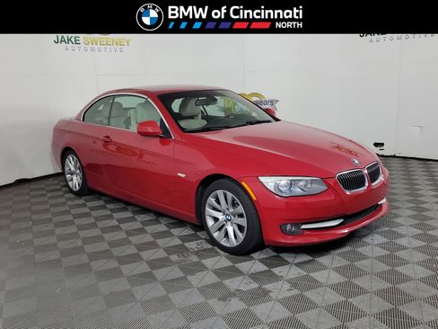 Used 2013 BMW 328i Convertible RWD image 1