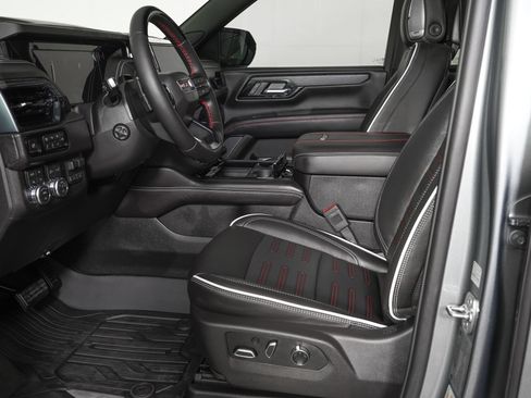 Used 2026 GMC Yukon XL AT4 Ultimate w/ LPO, Floor Liner Package AWD/4WD image 17