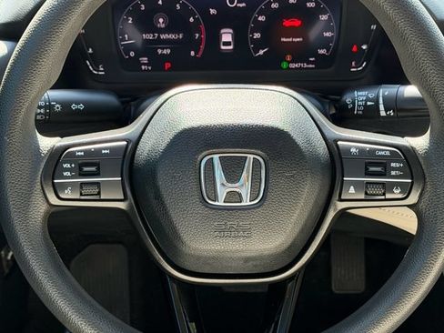Certified 2023 Honda Accord EX image 15