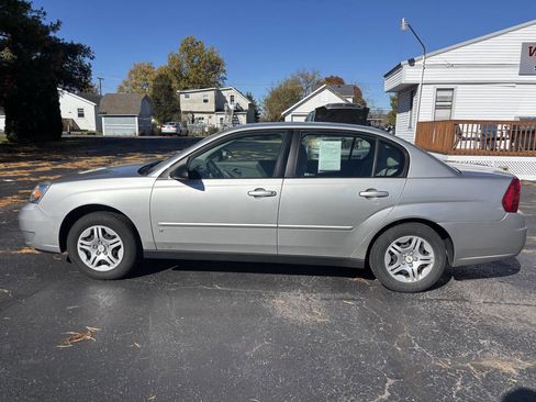 Used 2006 Chevrolet Malibu LS image 8
