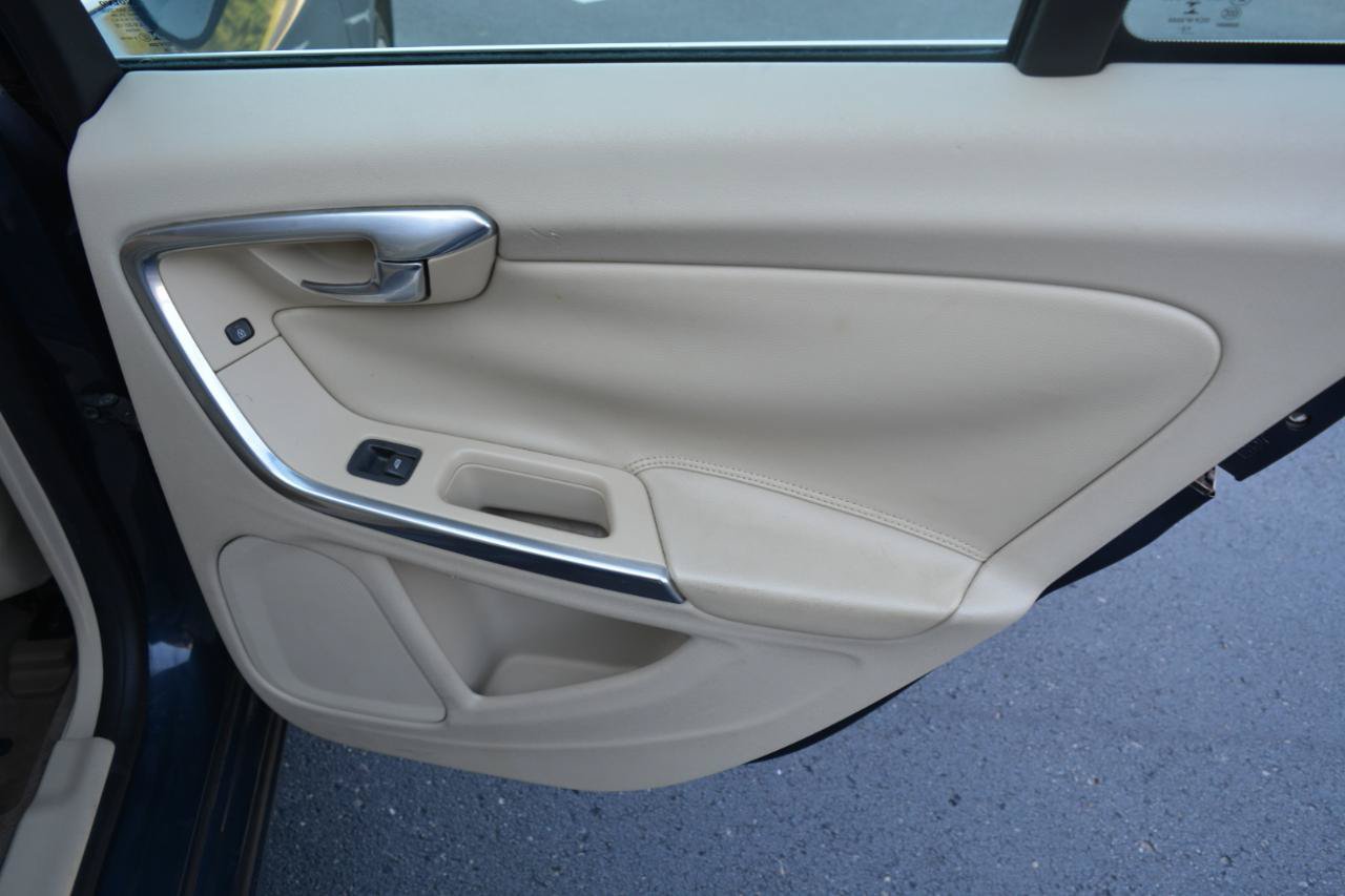 Used 2015 Volvo S60 T5 Premier FWD image 15
