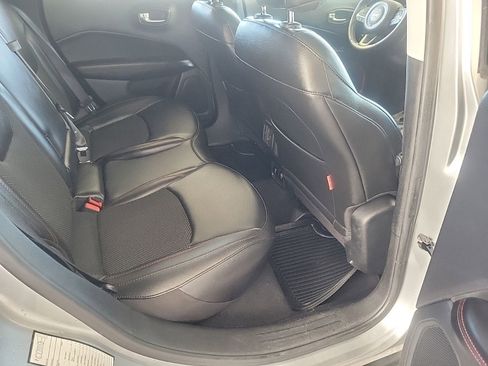 Used 2021 Jeep Compass Trailhawk AWD/4WD image 13
