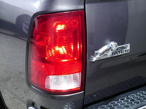 Used 2018 RAM 1500 Big Horn AWD/4WD image 17