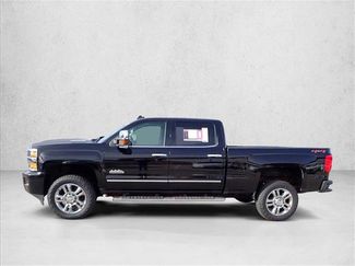 Used 2018 Chevrolet Silverado 2500 High Country w/ Duramax Plus Package video 2