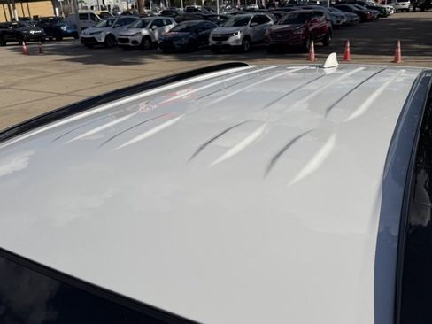 Used 2021 Toyota RAV4 LE image 31