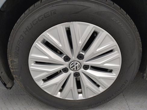 Used 2019 Volkswagen Jetta S w/ Driver Assistance Package FWD image 31