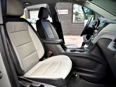 Used 2019 Chevrolet Equinox Premier image 22