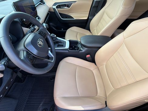 Used 2025 Toyota RAV4 XLE Premium w/ Weather Package FWD image 29