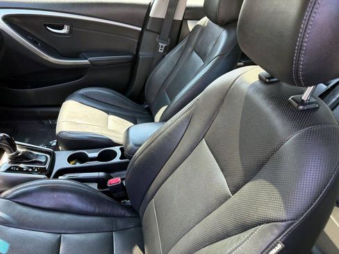 Used 2013 Hyundai Elantra GT w/ Style Pkg FWD image 14