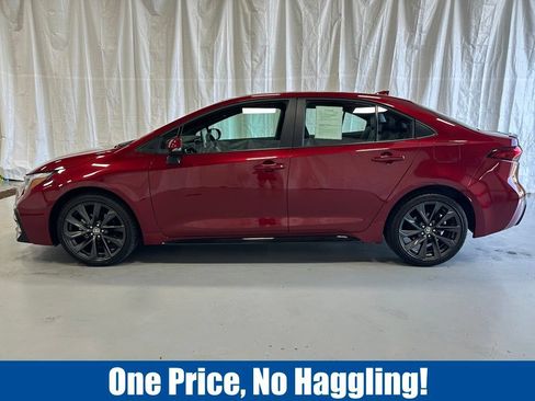 Used 2026 Toyota Corolla XSE FWD image 4