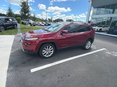 Used 2016 Jeep Cherokee Limited FWD image 9