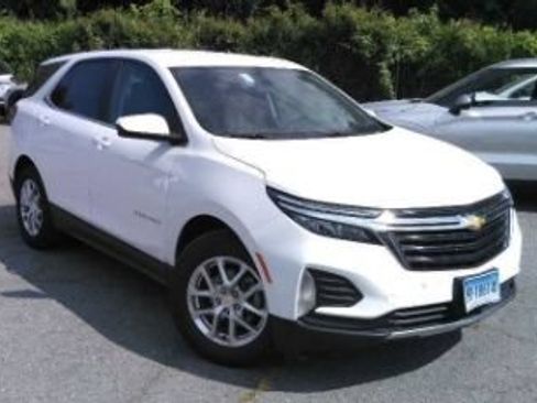 Used 2024 Chevrolet Equinox LT AWD/4WD image 10