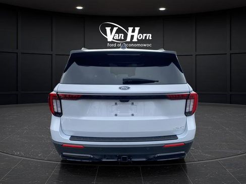 New 2026 Ford Explorer ST-Line w/ ST-Line Street Pack image 12