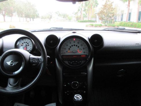 Used 2014 MINI Cooper Countryman w/ Cold Weather Package image 36