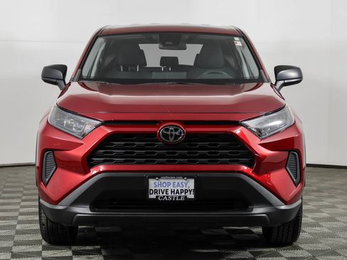 Used 2022 Toyota RAV4 LE AWD/4WD image 10