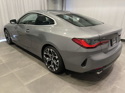 Used 2025 BMW 430i xDrive Coupe w/ Premium Package image 4