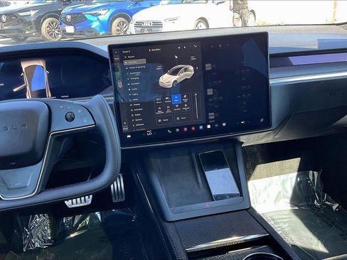 Used 2021 Tesla Model S Plaid image 24