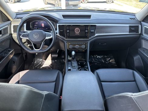 Used 2023 Volkswagen Atlas SE w/ Panoramic Sunroof Package FWD image 22