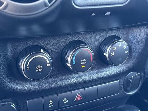 Used 2017 Jeep Wrangler Unlimited Sport image 29