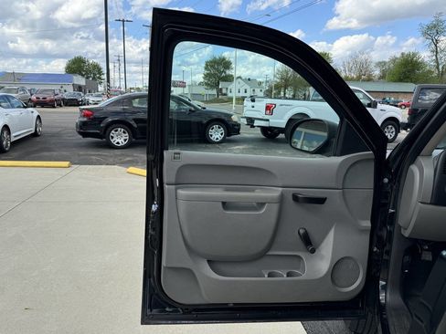 Used 2012 Chevrolet Silverado 1500 W/T image 15