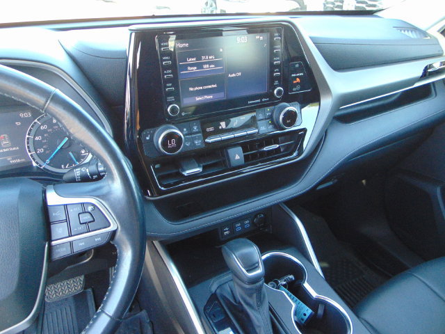 Used 2022 Toyota Highlander XLE AWD/4WD image 12