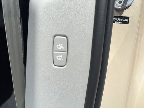 Used 2025 Volvo EX90 Ultra image 17