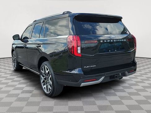 Certified 2025 Ford Expedition Platinum w/ Platinum Ultimate Package AWD/4WD image 3