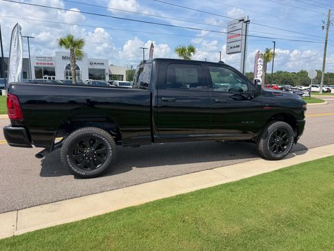 New 2026 RAM 2500 Big Horn AWD/4WD image 3