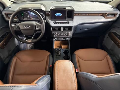 Used 2024 Ford Maverick Lariat image 18