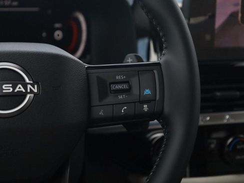 New 2026 Nissan Pathfinder SL AWD/4WD image 9