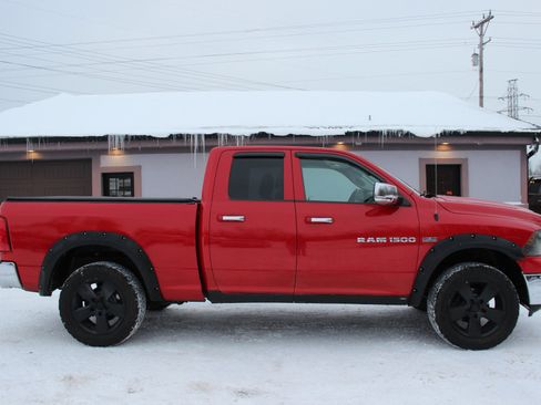Used 2011 RAM 1500 Big Horn image 3