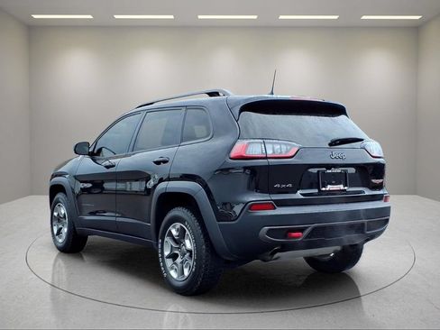 Used 2019 Jeep Cherokee Trailhawk w/ Cold Weather Group AWD/4WD image 20