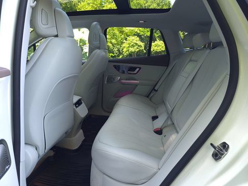 Used 2023 Mercedes-Benz EQE 350+ 4MATIC SUV image 15