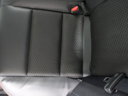 Used 2024 Nissan Altima 2.5 SR FWD image 17