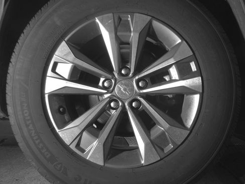 Used 2025 Chevrolet Equinox LT image 15